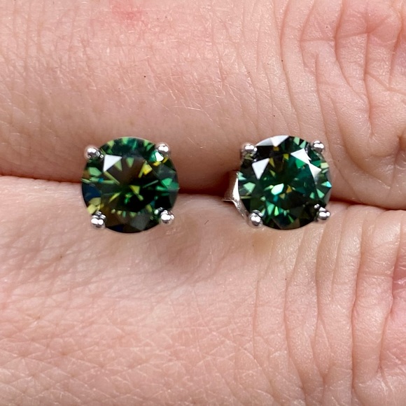 Certified 1 Carat Green Diamond Stud Earrings ~ Authentic Moissanite Studs - Picture 8 of 10